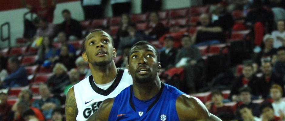 Gators fall to UConn on Napier buzzer-beater