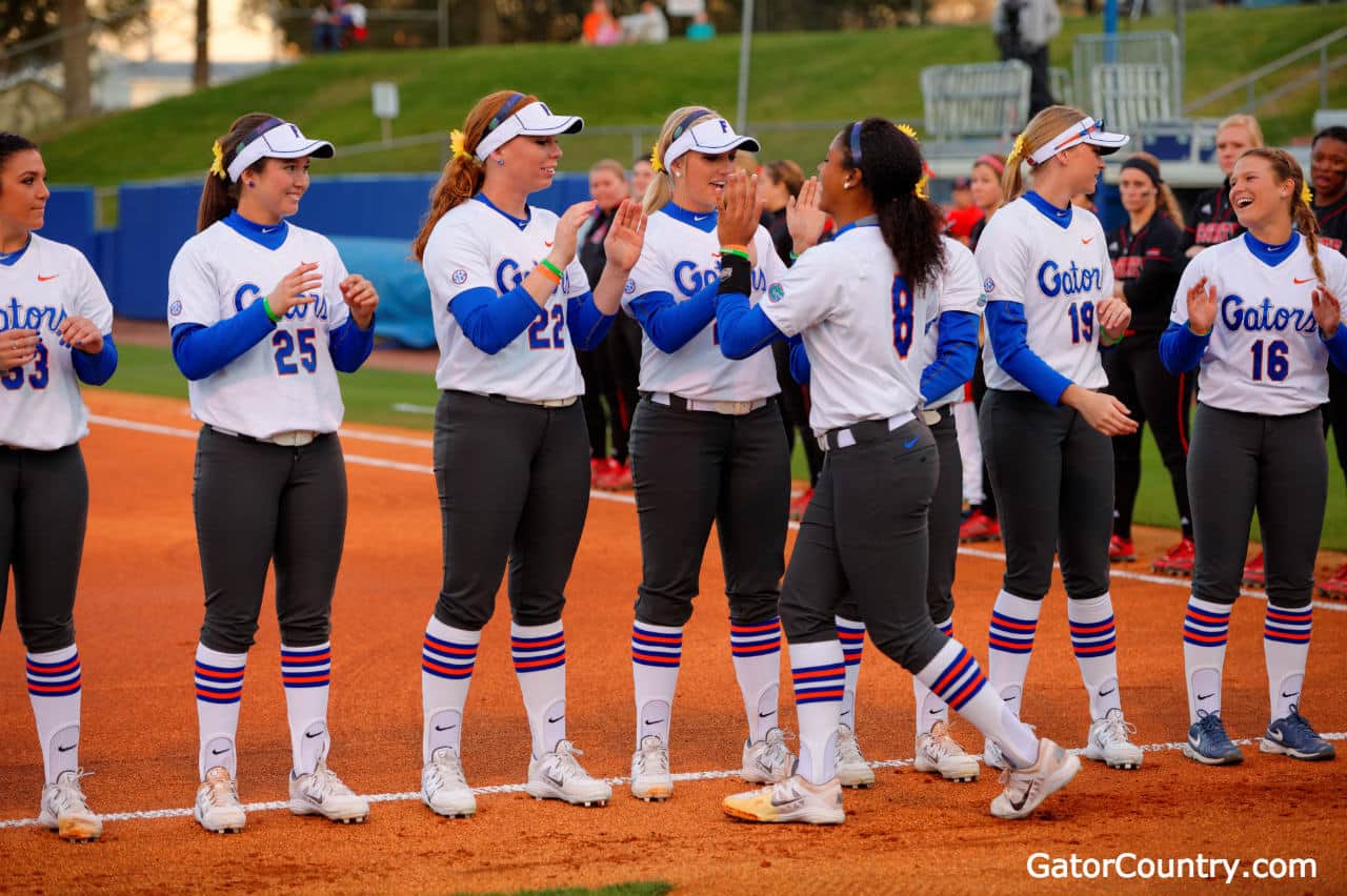 Softball faces 3 ranked teams this week| Florida Gators