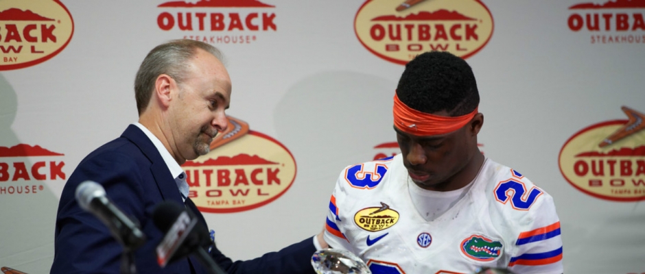 Florida Gators show off Outback Bowl rings