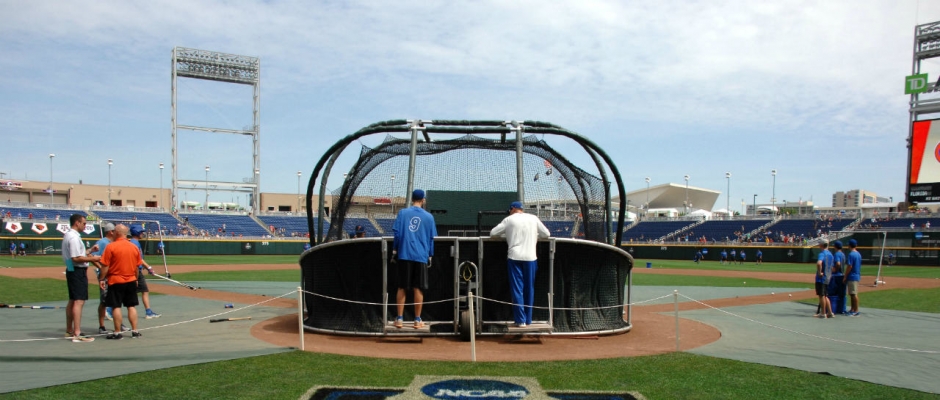 Photo Gallery: Florida Gators arrive at the College World Series