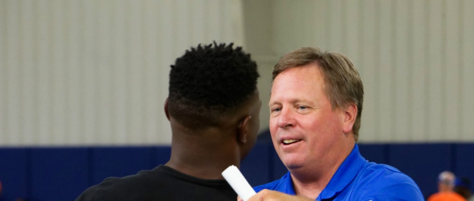 Pierce loves the passion of Florida Gators coaching staff