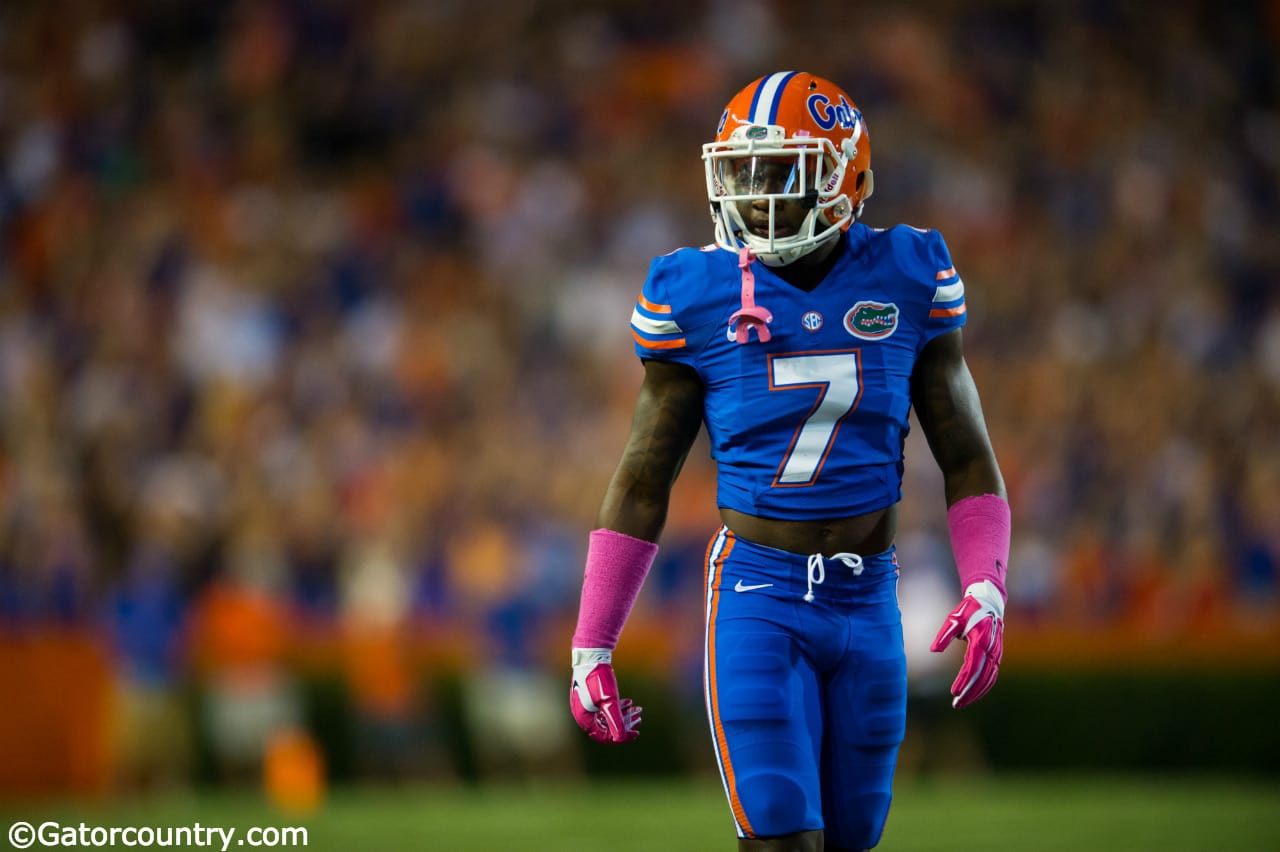 Florida-Gators cornerback Duke Dawson makes a play against the LSU Tigers in 2014- 1280x852- Florida Gators Football