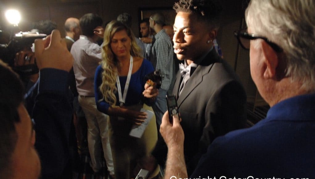 Florida Gators cornerback Vernon Hargreaves III speaks at SEC Media Days 2015- 1280x850- Florida Gators Football