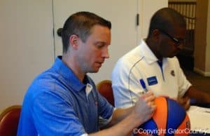 Florida Gators Basketball Head Coach Michael White Signs Autographs 1280x720