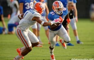 Florida Gators cornerback Vernon Hargreaves covers receievr Antonio Callaway - Florida Gators football- 1280x852