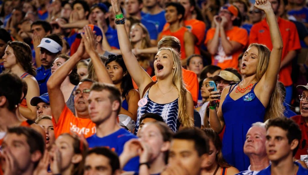 Florida Gators fans cheer for the Gators against New Mexico State- Florida Gators recruiting- 1280x853