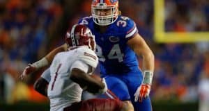 Florida Gators linebacker Alex Anzalone makes the tackle against New Mexico State in 2015- 1280x853