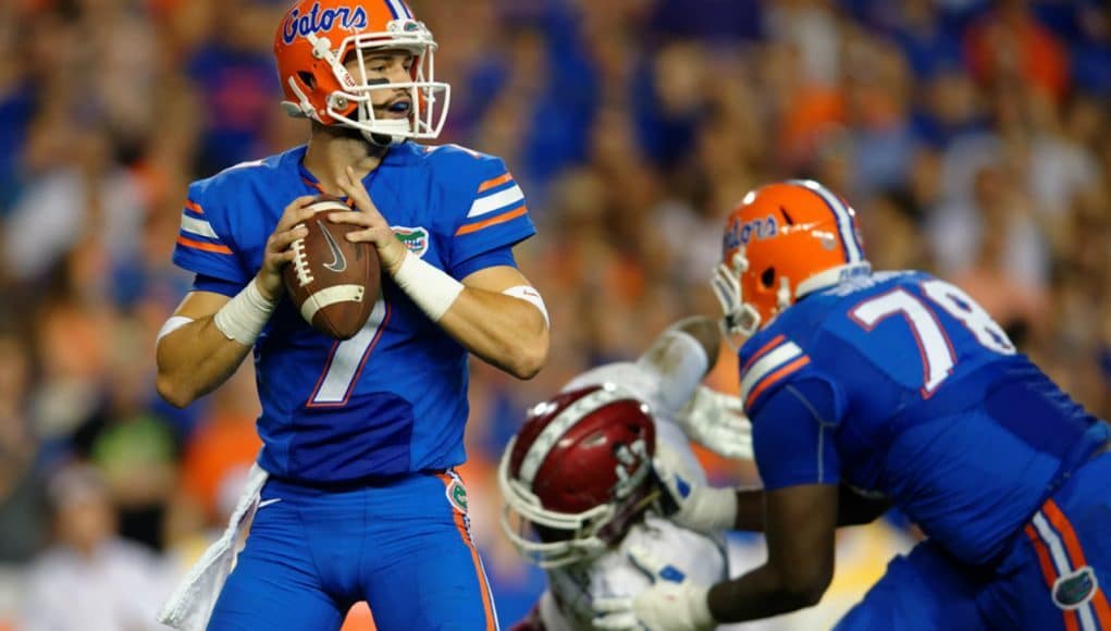 Florida Gators quarterback Will Grier reads the New Mexico State defense- 1280x853