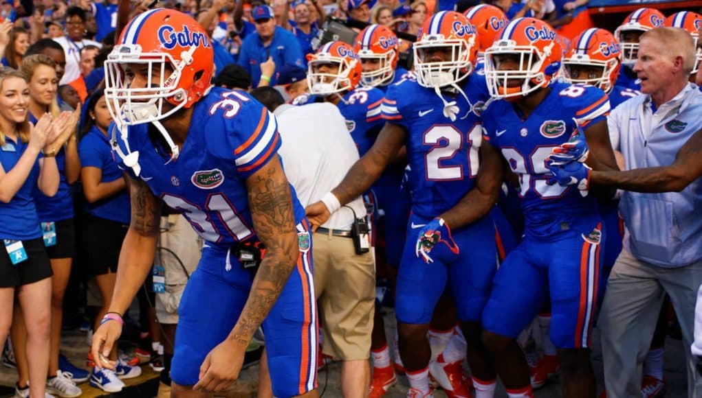 Jalen Tabor and the Florida Gators football team ready to enter the Swamp against New Mexico State- 1280x855