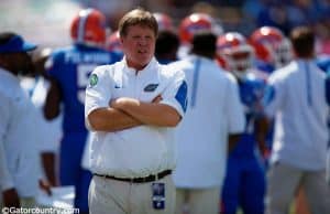 University of Florida head coach Jim McElwain observes his football team warming up before their game agianst Tennesse- Florida Gators football- 1280x852