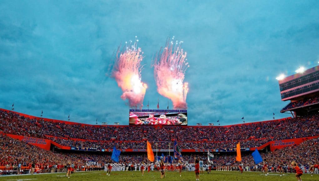 he Florida Gators football team runs out against Ole Miss- 1280x855