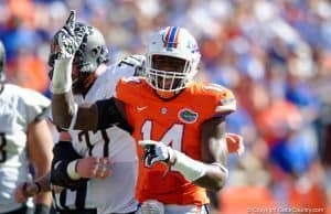 Florida Gators defensive end Alex McCalister celebrates a sack 2015-1280x853