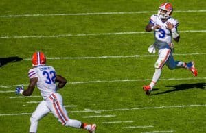 Florida Gators quarterback Treon Harris throws to Jordan Cronkrite- 1280x1106