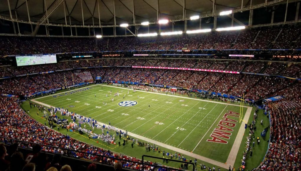 An overview of the Georgia Dome as the Florida Gators and Alabama Crimson Tide play in the 2015 SEC Championship- Florida Gators football- 1280x852