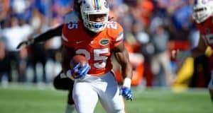 Florida Gators running back Jordan Scarlett carries the ball against Vanderbilt- Florida Gators football- 1280x852