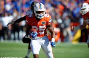 Florida Gators running back Jordan Scarlett carries the ball against Vanderbilt- Florida Gators football- 1280x852