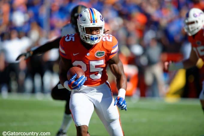 Florida Gators running back Jordan Scarlett carries the ball against Vanderbilt- Florida Gators football- 1280x852