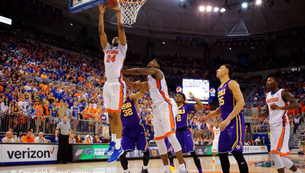 Justin-Leon-Dunks-Versus-LSU-in-Florida-Gators-Basketball-Win-68-62-Win-Stephen-C.-OConnell-Center-GatorCountry-photo-by-David-Bowie