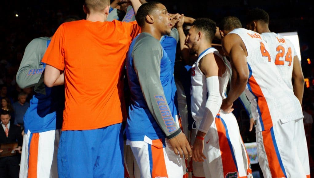 The Florida Gators basketball team huddles up before their contest against the LSU Tigers- Florida Gators basketball- 1280x852