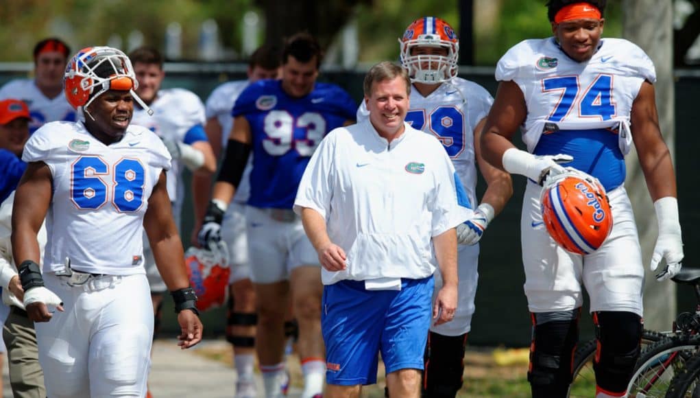 Florida Gators football coach Jim McElwain-Florida Gators recruiting leads the team out to spring practice- 1280x853-Florida Gators recruiting