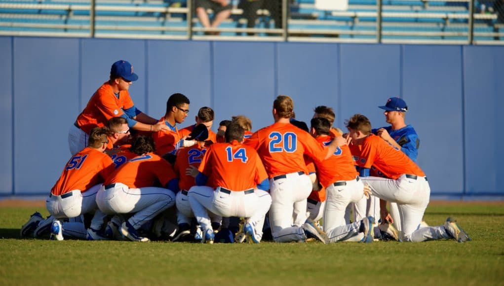 The University of Florida baseball team huddles up before its game against the Florida State Seminoles at McKethan Stadium- Florida Gators baseball- 1280x852