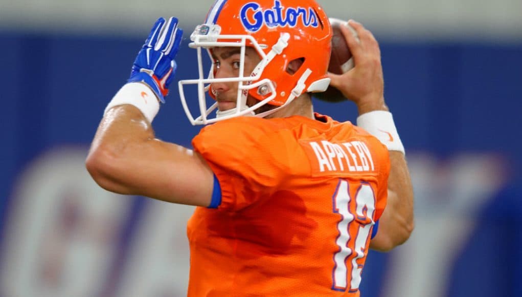 University of Florida graduate transfer quarterback Austin Appleby throws a pass during spring practice- Florida Gators football- 1280x852