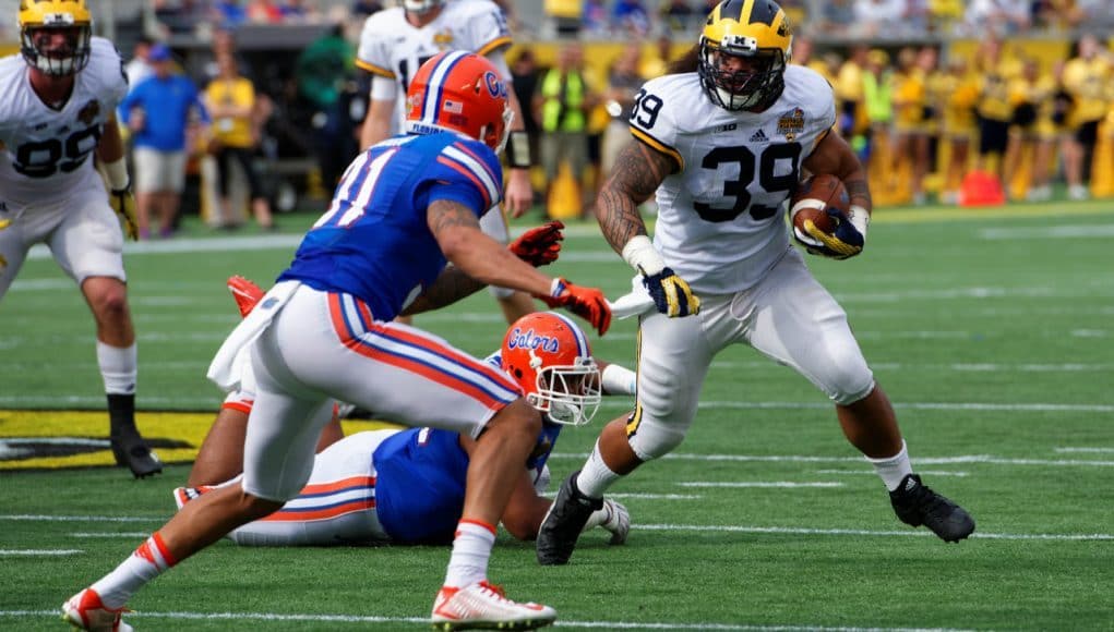 University of Florida cornerback Jalen Tabor sizes up a tackle in the 2016 Citrus Bowl- Florida Gators football- 1280x855