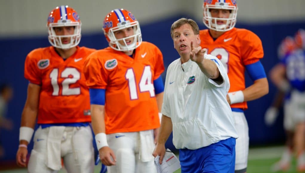 University of Florida head coach Jim McElwain works with the quarterbacks during spring camp- Florida Gators football- 1280x852