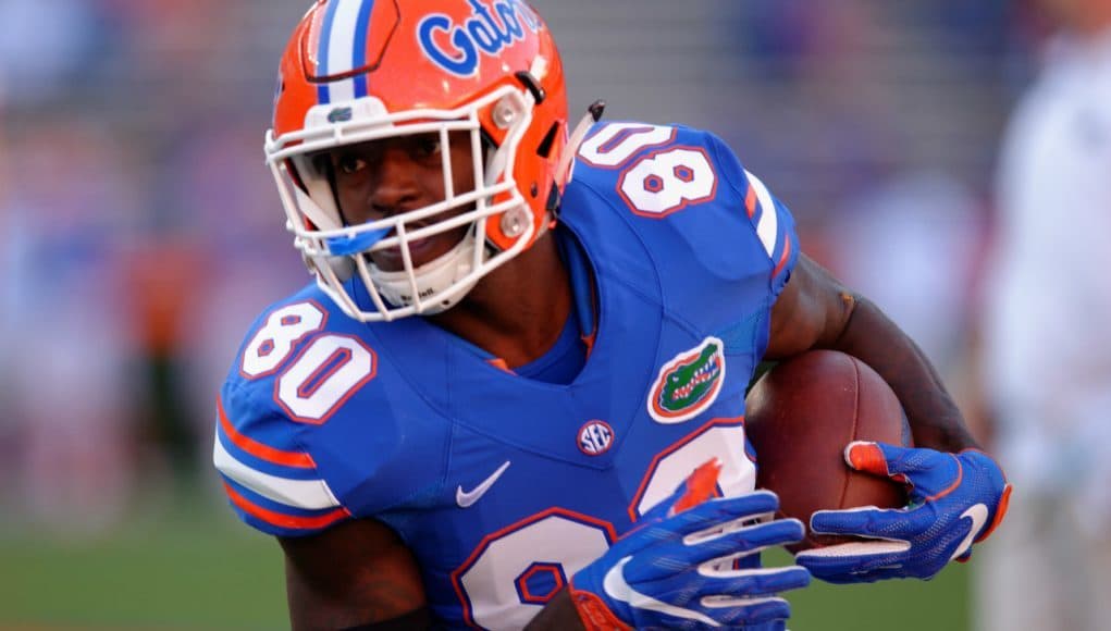 University of Florida tight end C’yontai Lewis catches a pass during warmups before the Orange and Blue Debut in 2016- Florida Gators football- 1280x852