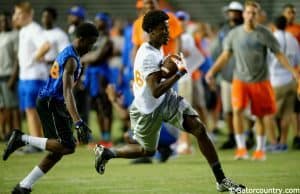 Florida Gators receiver target Jerry Jeudy catches a pass at Friday Night Lights- Florida Gators recruiting- 1280x852