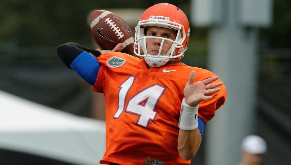 University of Florida quarterback Luke Del Rio delivers a pass during fall camp- Florida Gators football- 1280x852