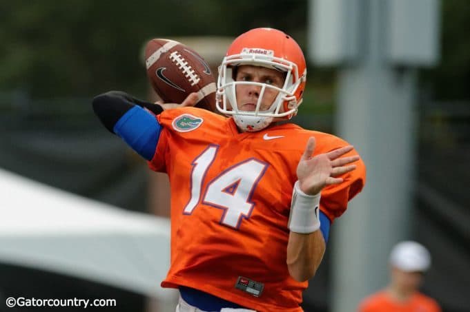 University of Florida quarterback Luke Del Rio delivers a pass during fall camp- Florida Gators football- 1280x852