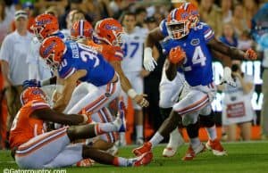 University of Florida running back Mark Thompson carries the ball during the Orange and Blue Debut- Florida Gators football- 1280x852