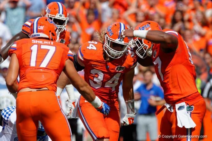 Florida Gators defense celebrates against Kentucky- 1280x853