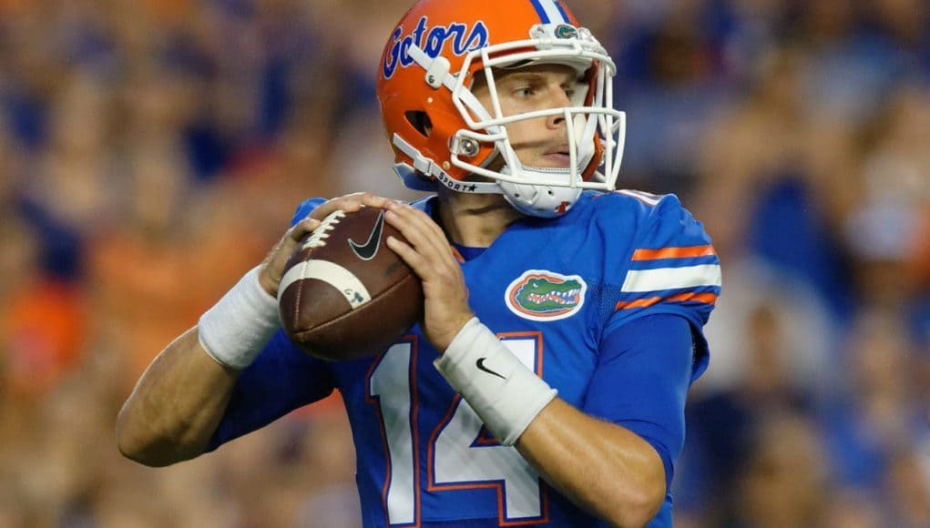 Florida Gators quarterback Luke Del Rio passes against UMass- 1280x853