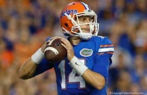 Florida Gators quarterback Luke Del Rio passes against UMass- 1280x853