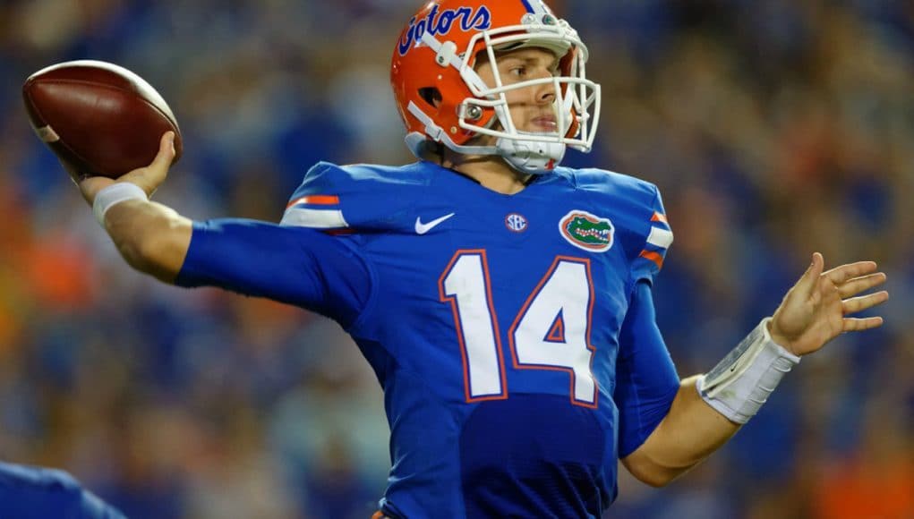 Florida Gators quarterback Luke Del Rio throws a pass against North Texas- 1280x853