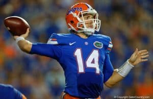 Florida Gators quarterback Luke Del Rio throws a pass against North Texas- 1280x853