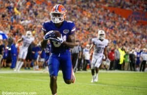 University of Florida receiver Antonio Callaway scores a touchdown in the first quarter against UMass on Sep. 3- Florida Gators football- 1280x852