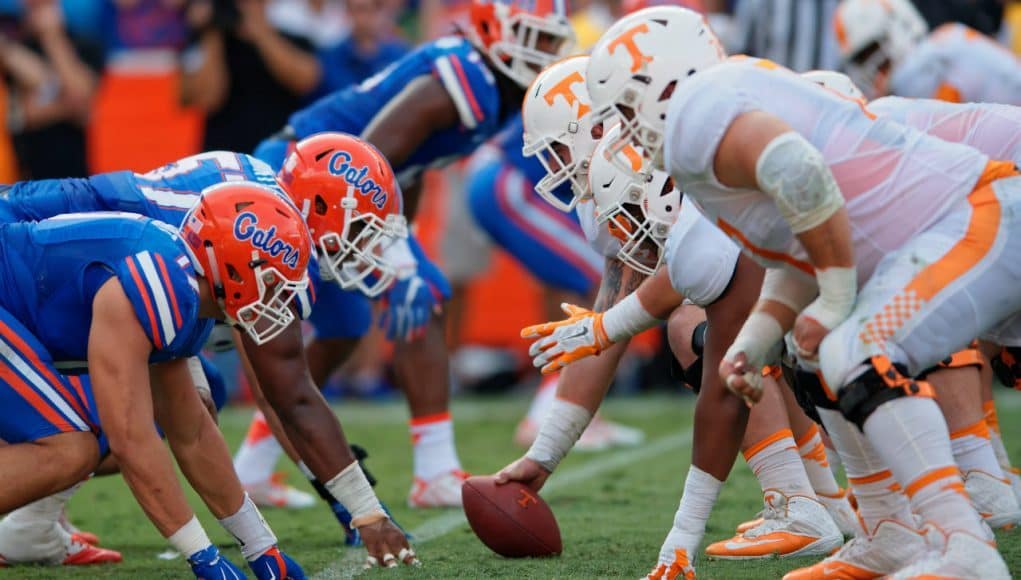 University of Florida’s defensive line stacks up against the Tennessee Volunteers in a 28-27 win over Tennessee in 2015- Florida Gators football- 1280x852