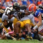 Florida Gators LB Alex Anzalone makes a tackle against Missouri- 1280x853