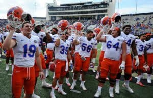 Florida Gators players celebrate a win over Vanderbilt-1280x884