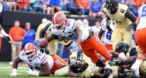 Florida Gators running back Jordan Scarlett dives for a touchdown against Vanderbilt-1280x965