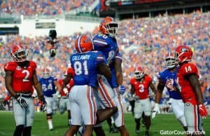 Florida Gators tight end Cyontai Lewis celebrates his touchdown-1280x851