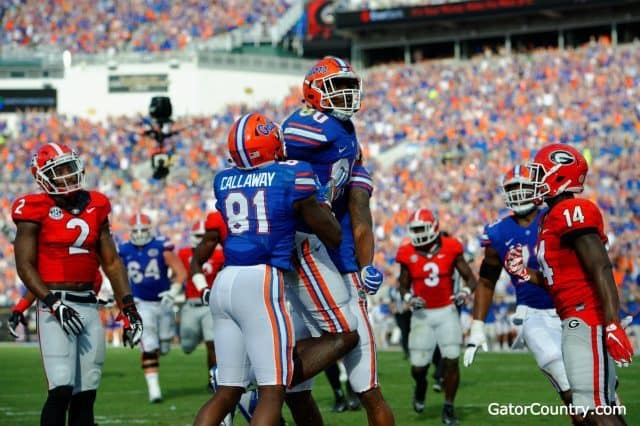 Florida Gators tight end Cyontai Lewis celebrates his touchdown-1280x851