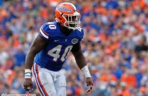 University of Florida linebacker Jarrad Davis scans the Missouri offense in a 40-14 win over the Tigers on homecoming- Florida Gators football- 1280x852