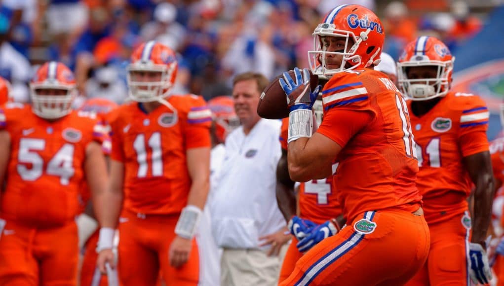 University of Florida quarterback Austin Appleby warms up before the Florida Gators game against Kentucky- Florida Gators football- 1280x852