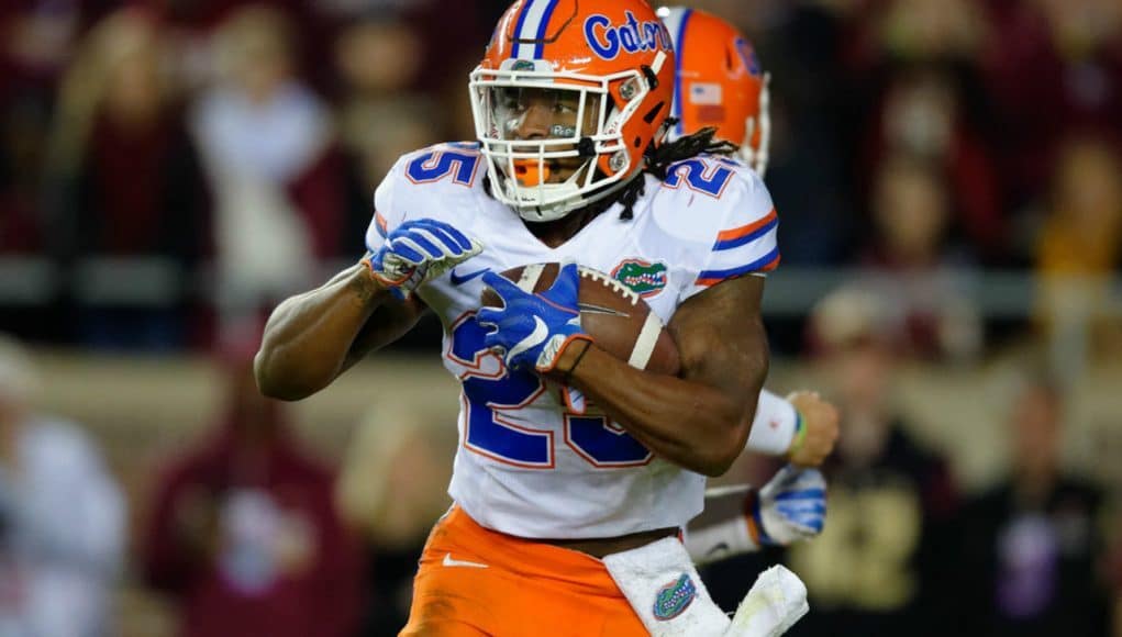 Florida Gators running back Jordan Scarlett run against FSU in 2016- 1280x853