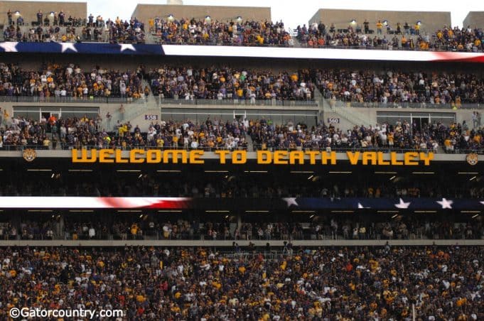 Tiger stadium during the Florida Gators-LSU Tigers game in 2015- Florida Gators football- 1280x850