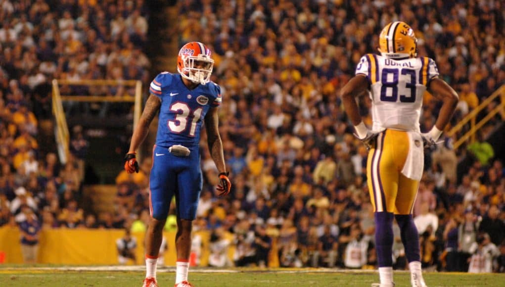 University of Florida cornerback Jalen Tabor lines up against LSU receiver Travin Dural in 2015- Florida Gators football- 1280x799